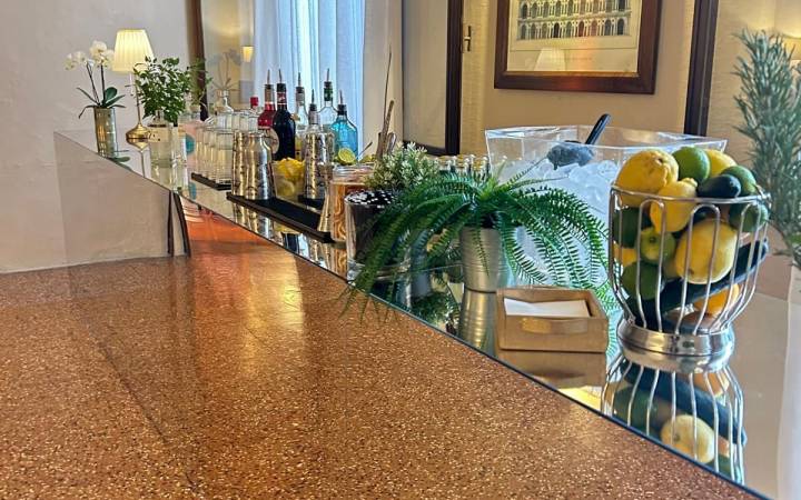 Bancone Bar Specchiato